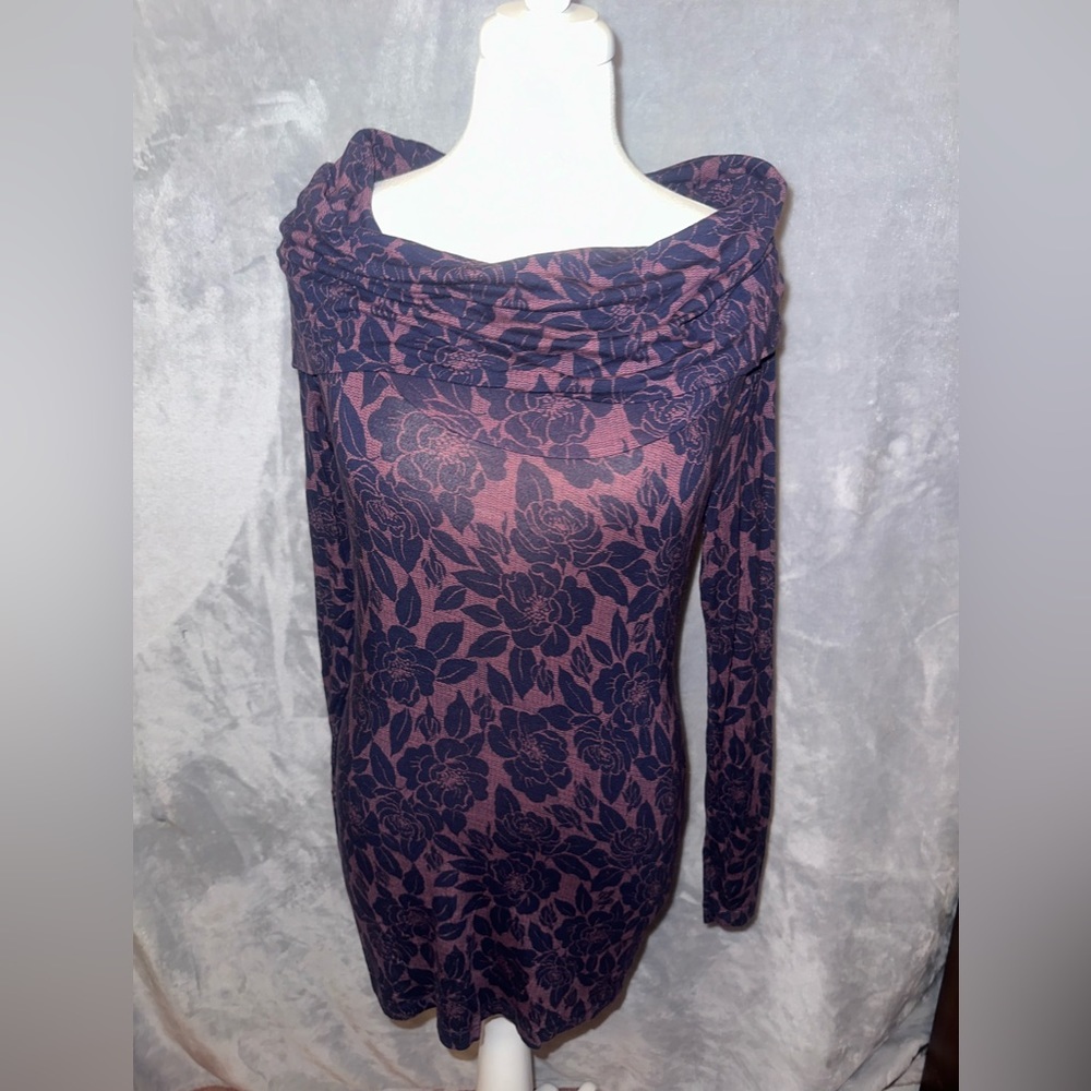 A‎ pea in the pod purple/navy floral cowell neck dress XS